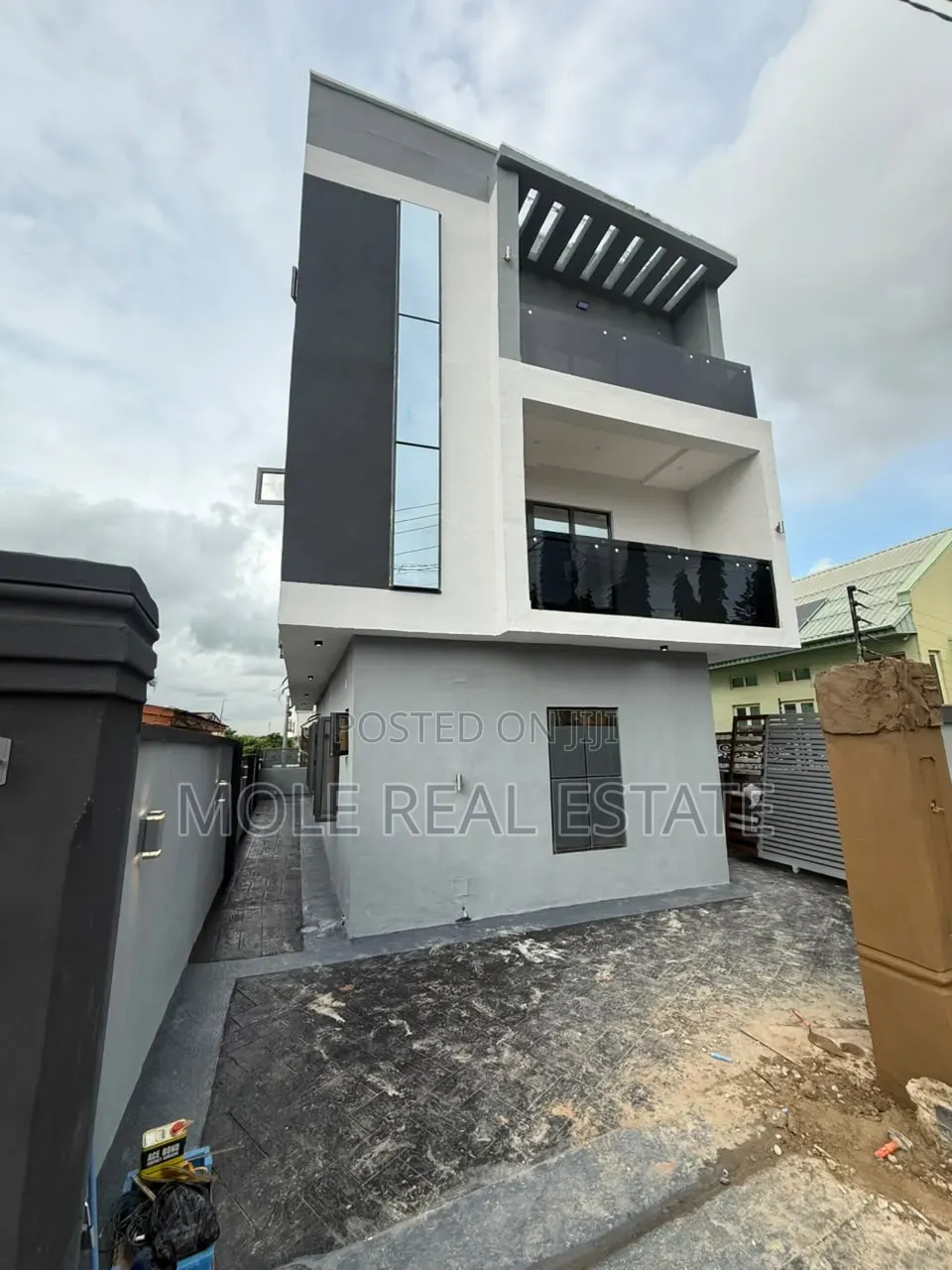 Furnished 5bdrm Duplex in Magodo Gra Phase1 for sale in GRA Phase 1