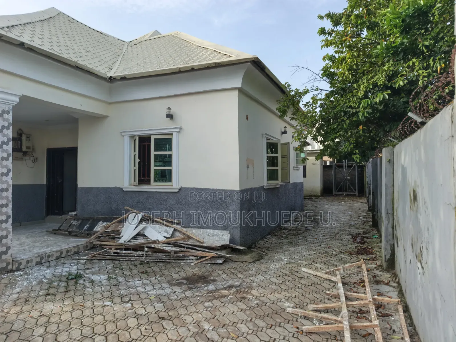 3bdrm Bungalow in Faplins Estate, Dakwo District for sale in Dakwo District