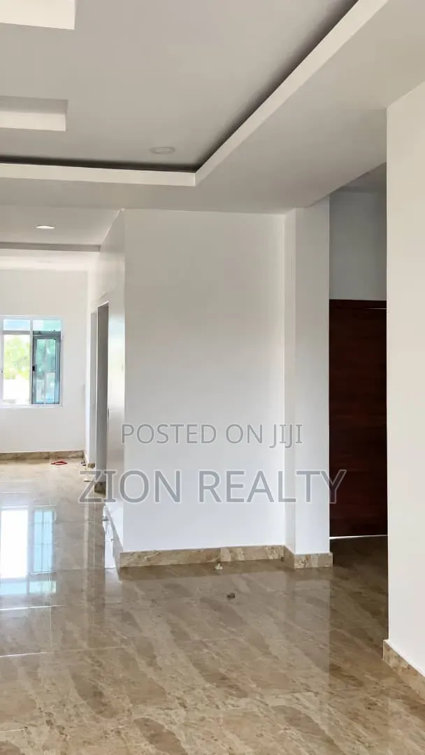 2bdrm Apartment in Blue House Area, Awoyaya for rent in Awoyaya