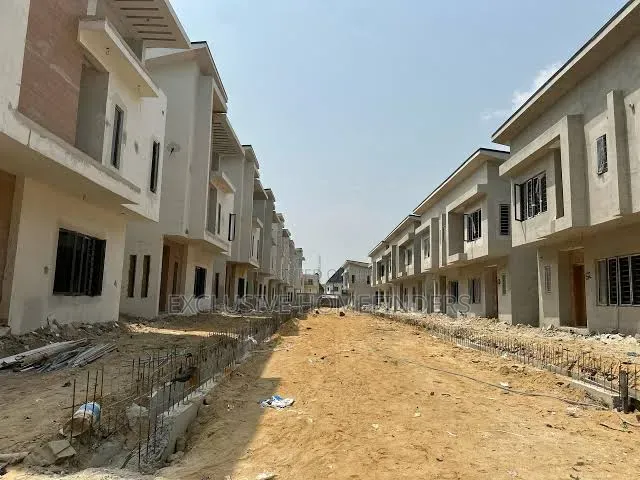 3bdrm Duplex in Ambiance Iii, Peninsula Estate for sale in Peninsula Estate