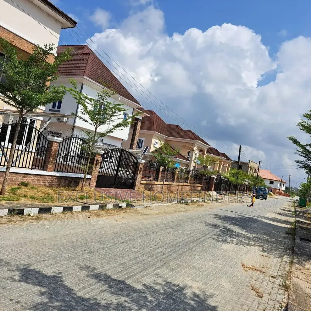 Premium Buy Build Land With Governor’s Consent – Sangotedo, Lekki in Sangotedo