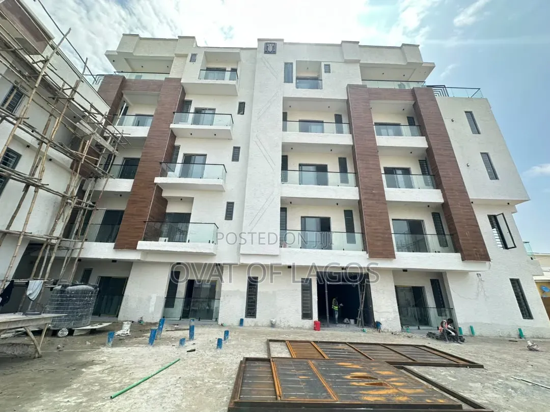 3bdrm Duplex in Ikate for sale in Ikate