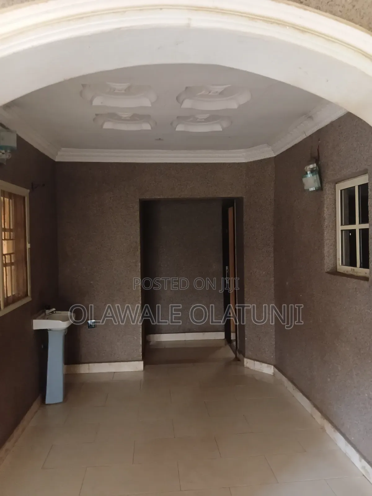 5bdrm Bungalow in Agbara for sale in Agbara-Igbesan
