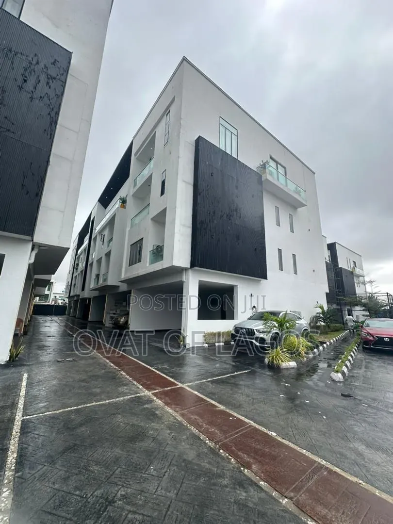 4bdrm Duplex in Ikate for sale in Ikate