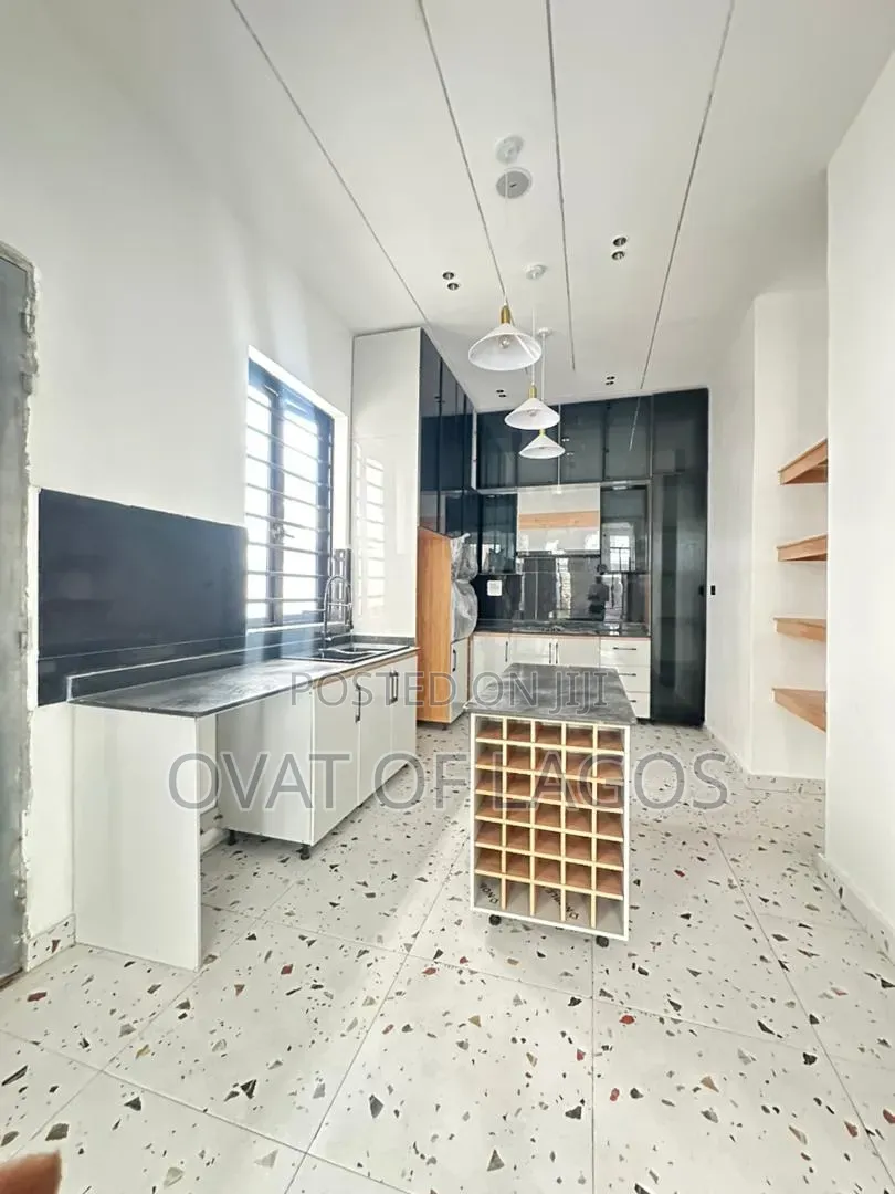 4bdrm Duplex in Orchid, Lekki Expressway for sale in Lekki Expressway