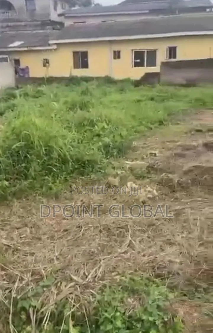 A Quarter Plot With C of O in Aboru Area in Iyana Ipaja
