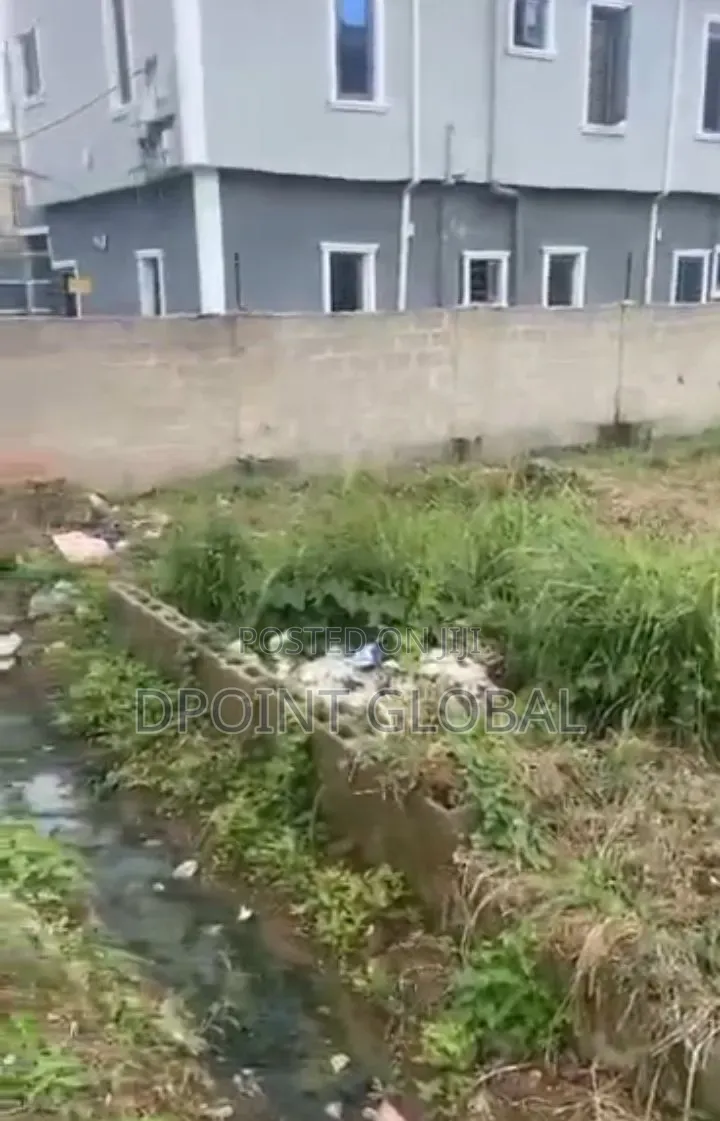 A Quarter Plot With C of O in Aboru Area in Iyana Ipaja
