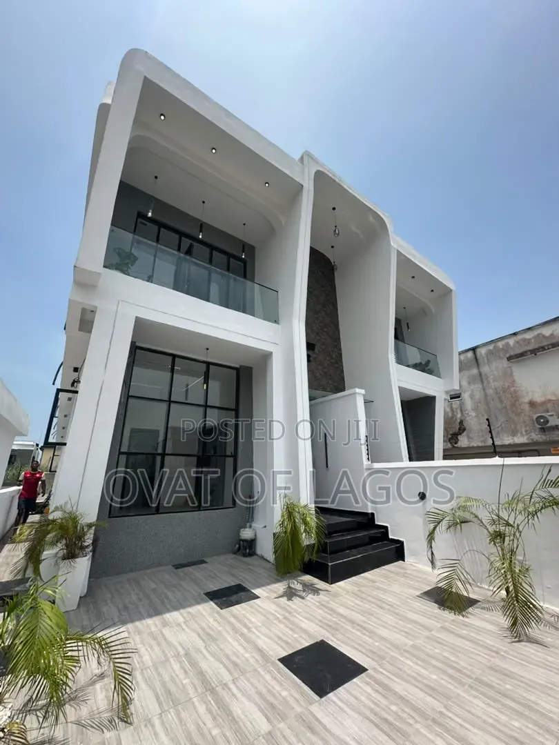 5bdrm Duplex in Lekki Palm City, Ado / Ajah for sale in Ado / Ajah