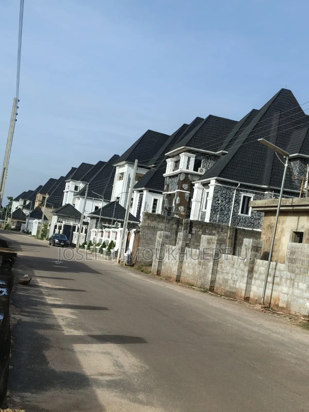 5bdrm Duplex in Faplins Estate, Dakwo District for sale in Dakwo District