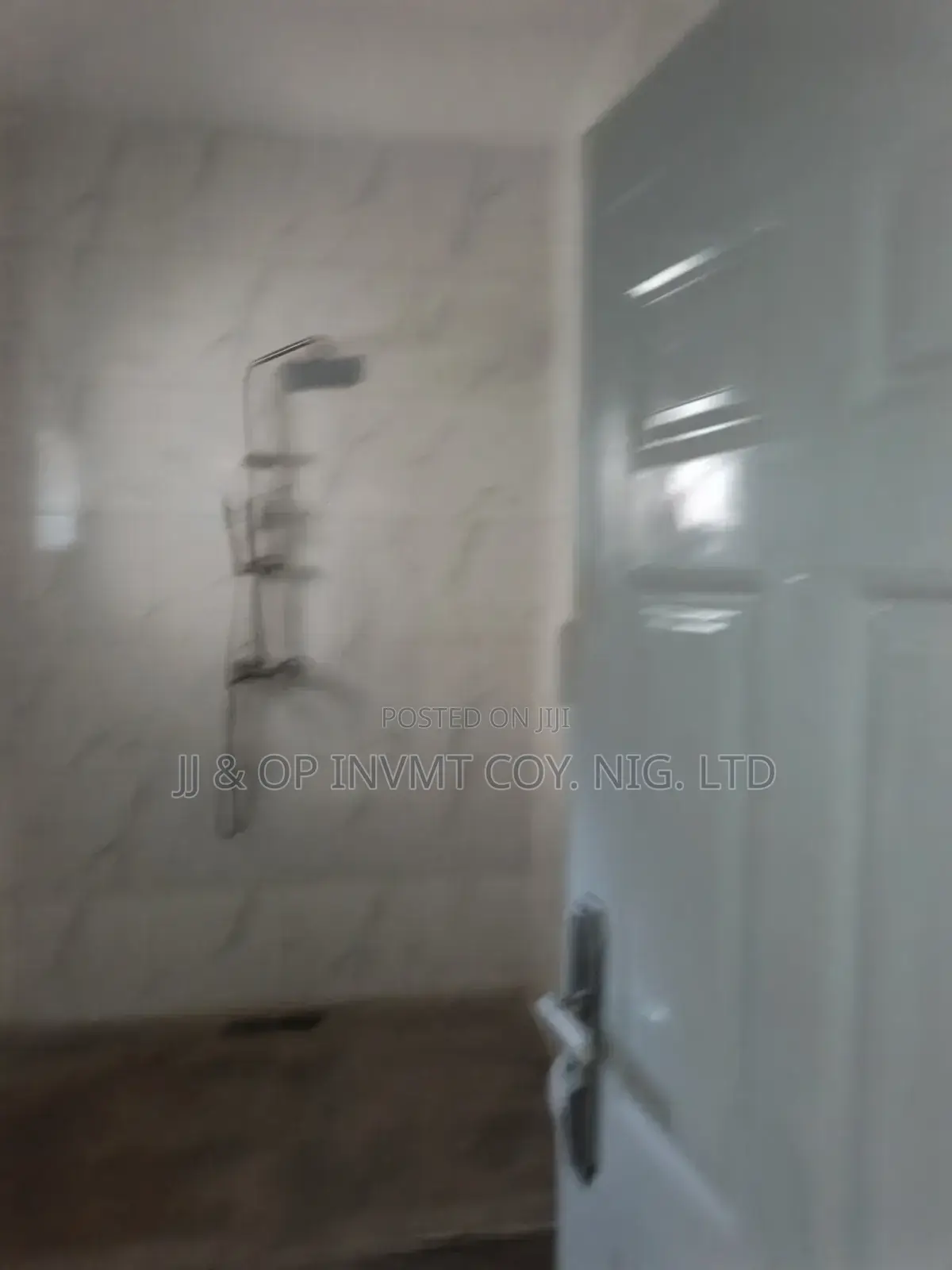 3bdrm Block of Flats in Dme, Zone B for sale in Zone B