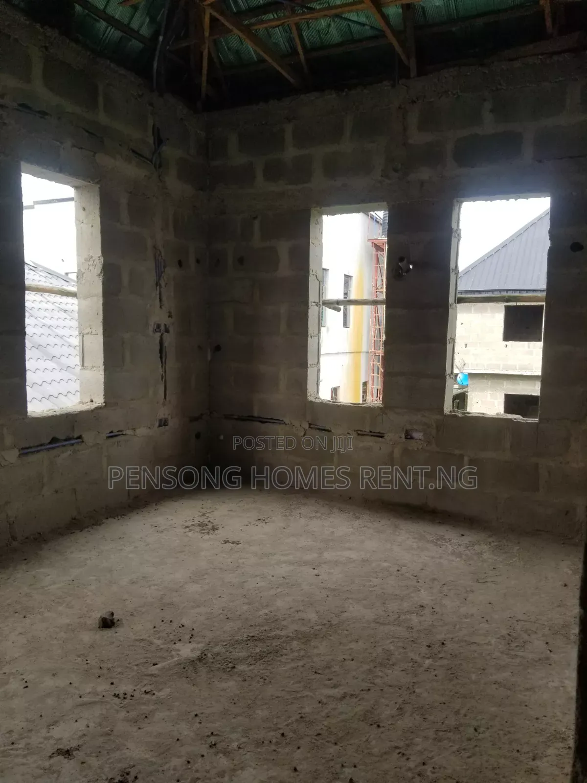 4bdrm Duplex in Makogi, Obafemi-Owode for sale in Obafemi-Owode