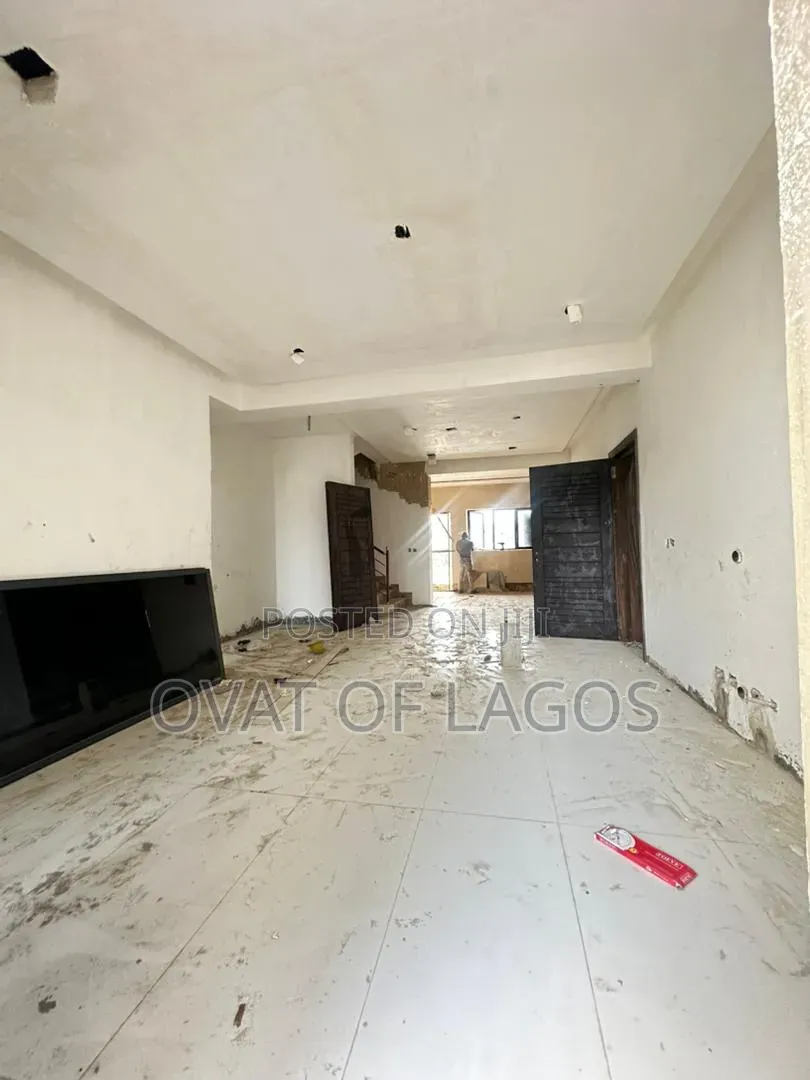 4bdrm Maisonette in Victoria Island for sale in Victoria Island Extension