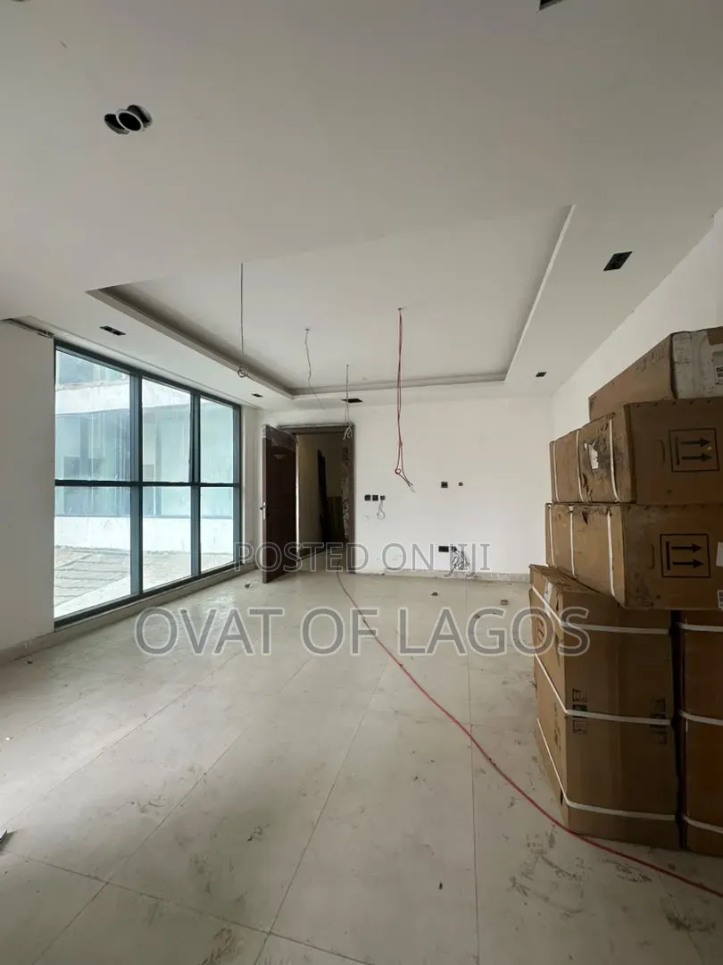 2bdrm Apartment in Victoria Island for sale in Victoria Island Extension