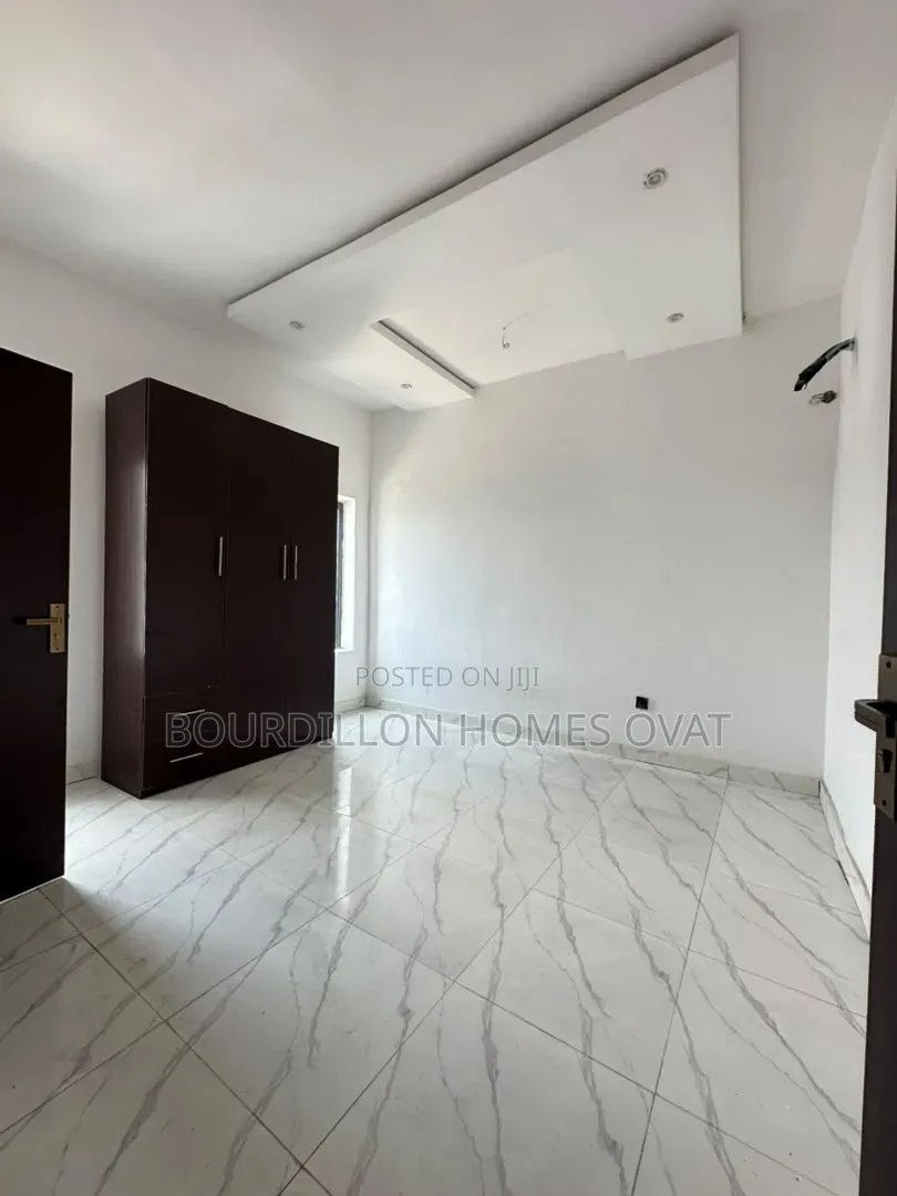 2bdrm Apartment in Lekki Palm City Ajah for sale in Ado / Ajah