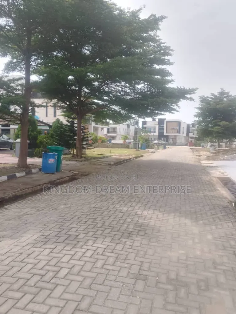 *For Sale 1,471sqm Price: N2.7m Per Sqm:Lagos State Land Certificate in Ligali Ayorinde