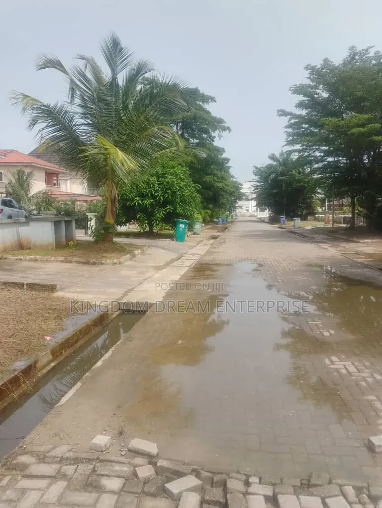 *For Sale 1,471sqm Price: N2.7m Per Sqm:Lagos State Land Certificate in Ligali Ayorinde