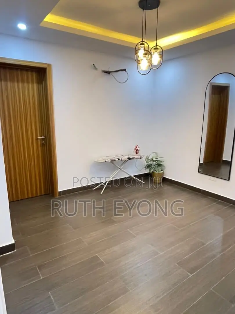 Furnished 2bdrm Maisonette in New Road Befor, Lekki Phase 2 for rent in Lekki Phase 2