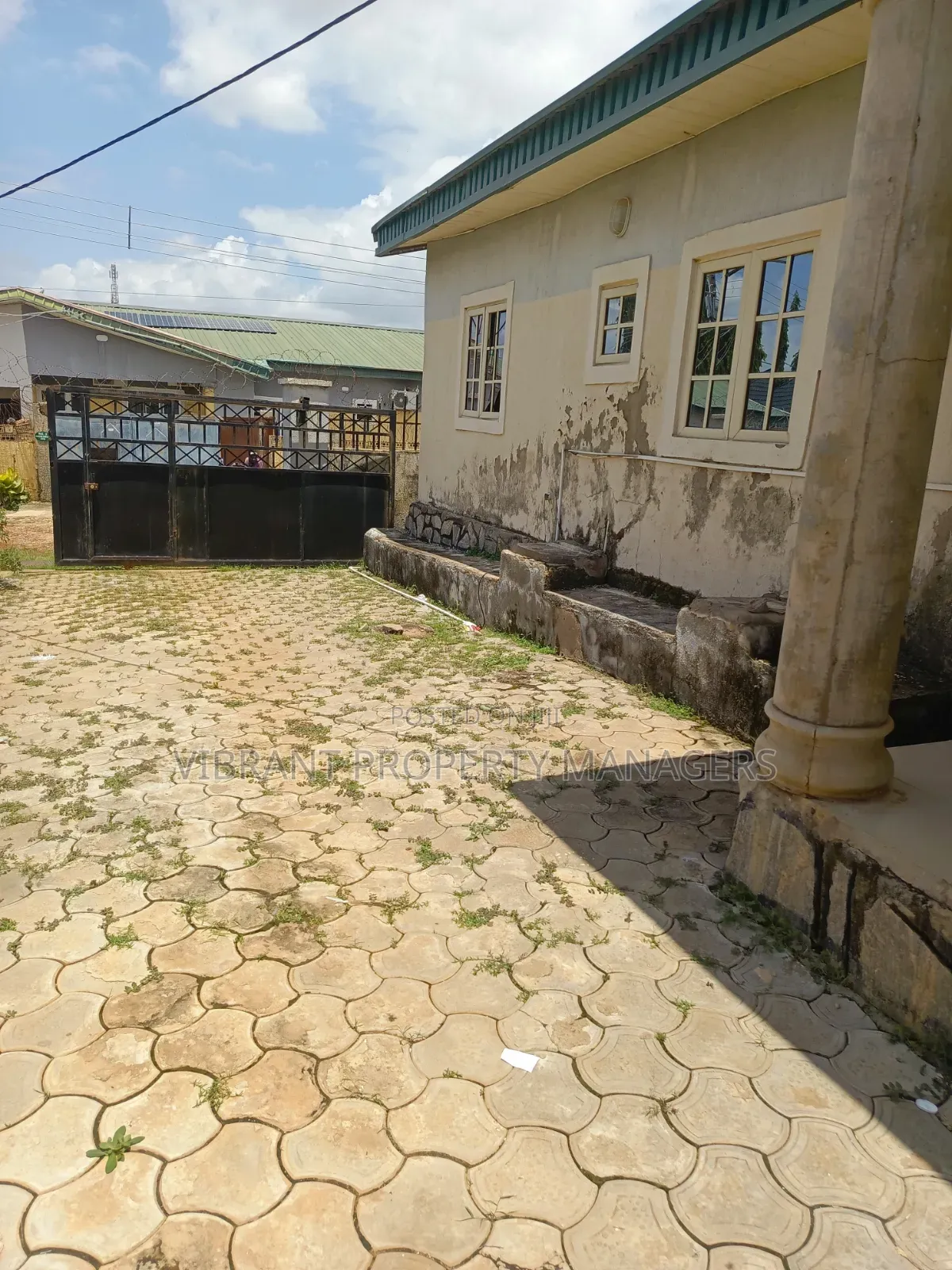 3bdrm Bungalow in Medium Income Estate for sale in Kaduna / Kaduna State