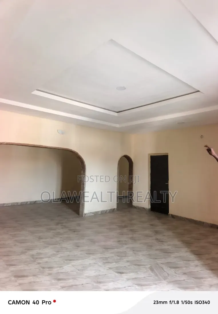 3bdrm Block of Flats in Alegongo Estate, Ibadan for rent in Ibadan