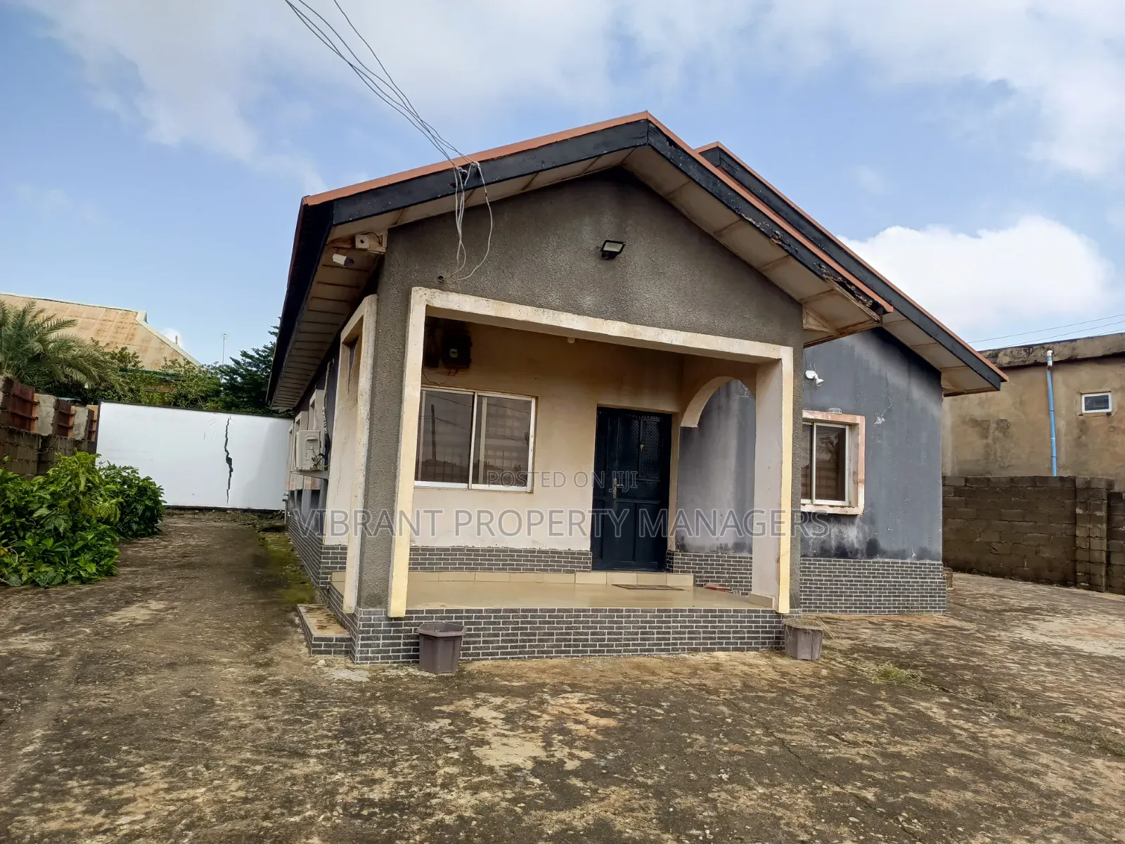3bdrm Bungalow in Medium Income Estate for rent in Kaduna / Kaduna State