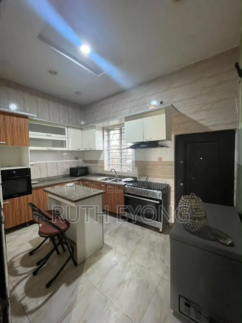 4bdrm Apartment in Chevron for rent in Chevron