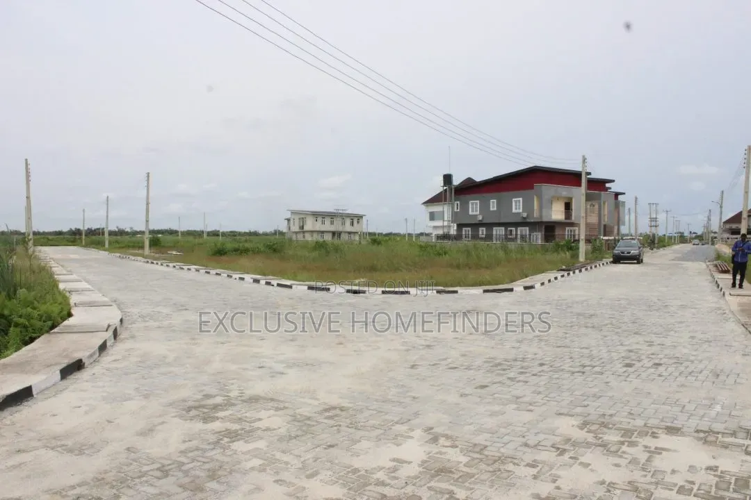 Premium Buy Build Land With Governor’s Consent – Sangotedo, Lekki in Sangotedo