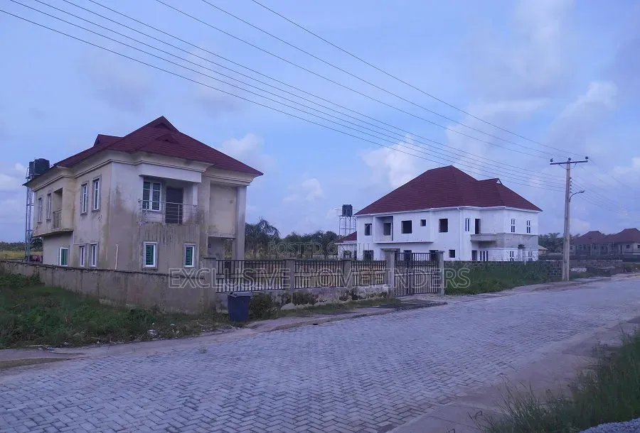 Premium Buy Build Land With Governor’s Consent – Sangotedo, Lekki in Sangotedo
