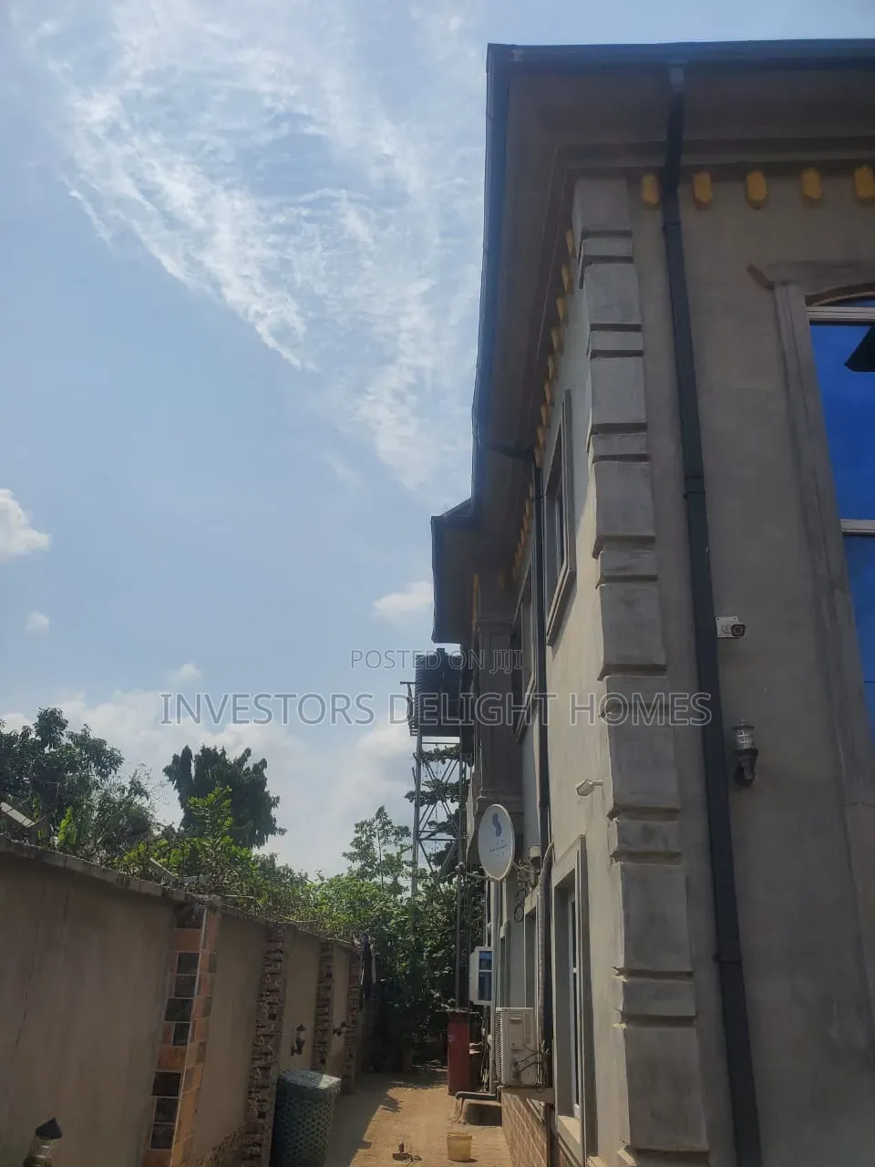 6bdrm Duplex in Oshimili South for sale in Oshimili South