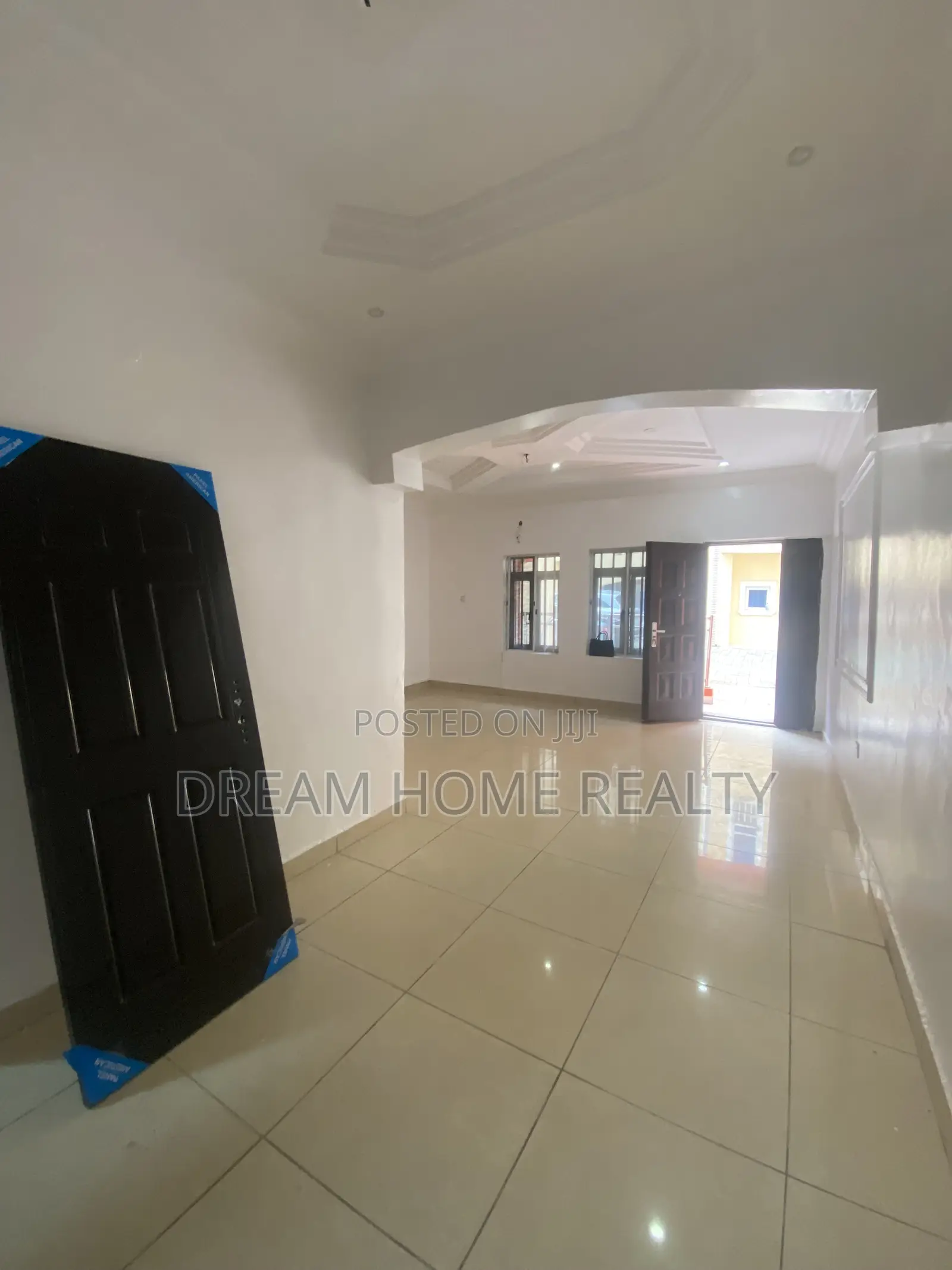 3bdrm Apartment in Chevron for rent in Chevron