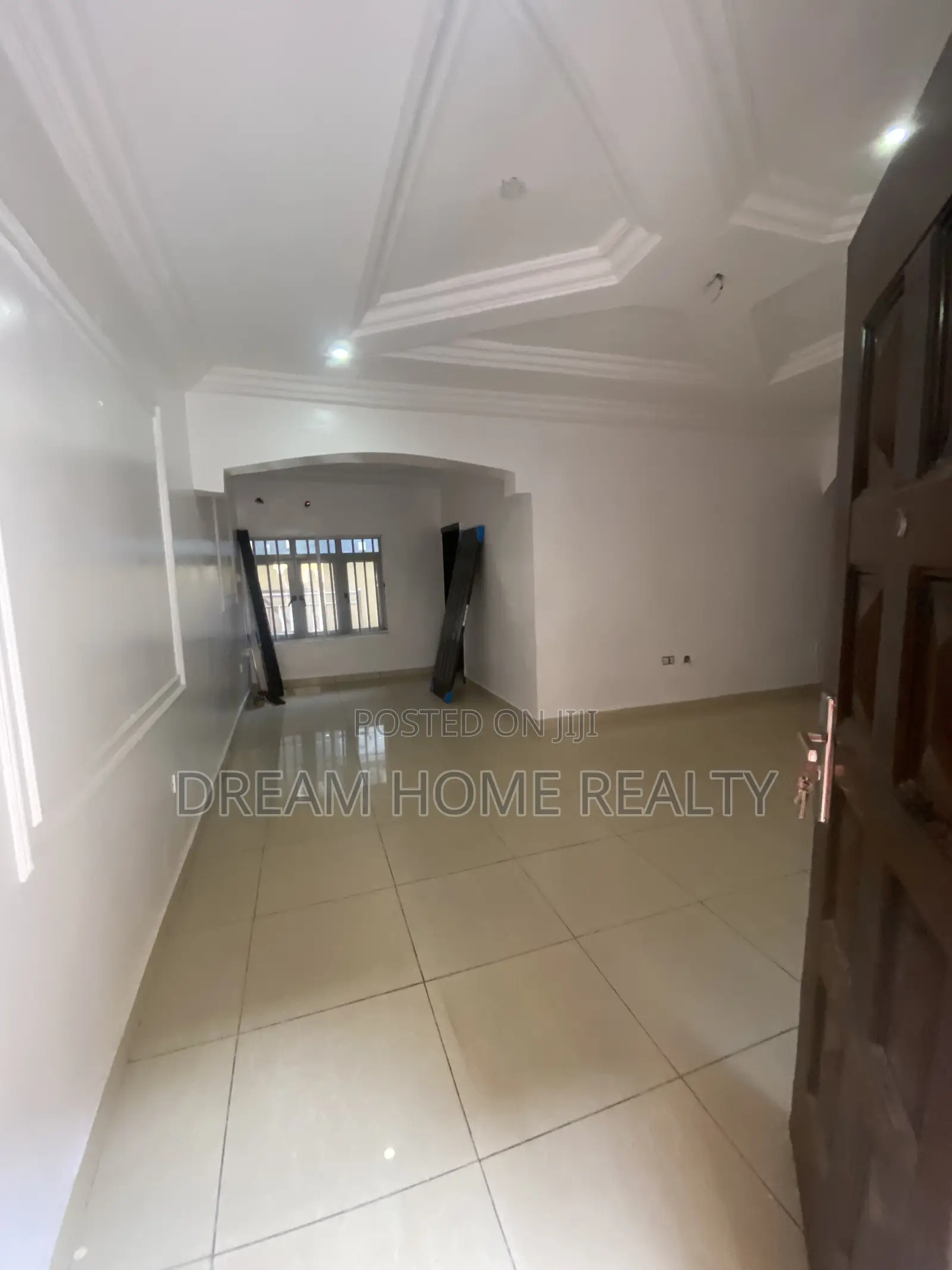3bdrm Apartment in Chevron for rent in Chevron