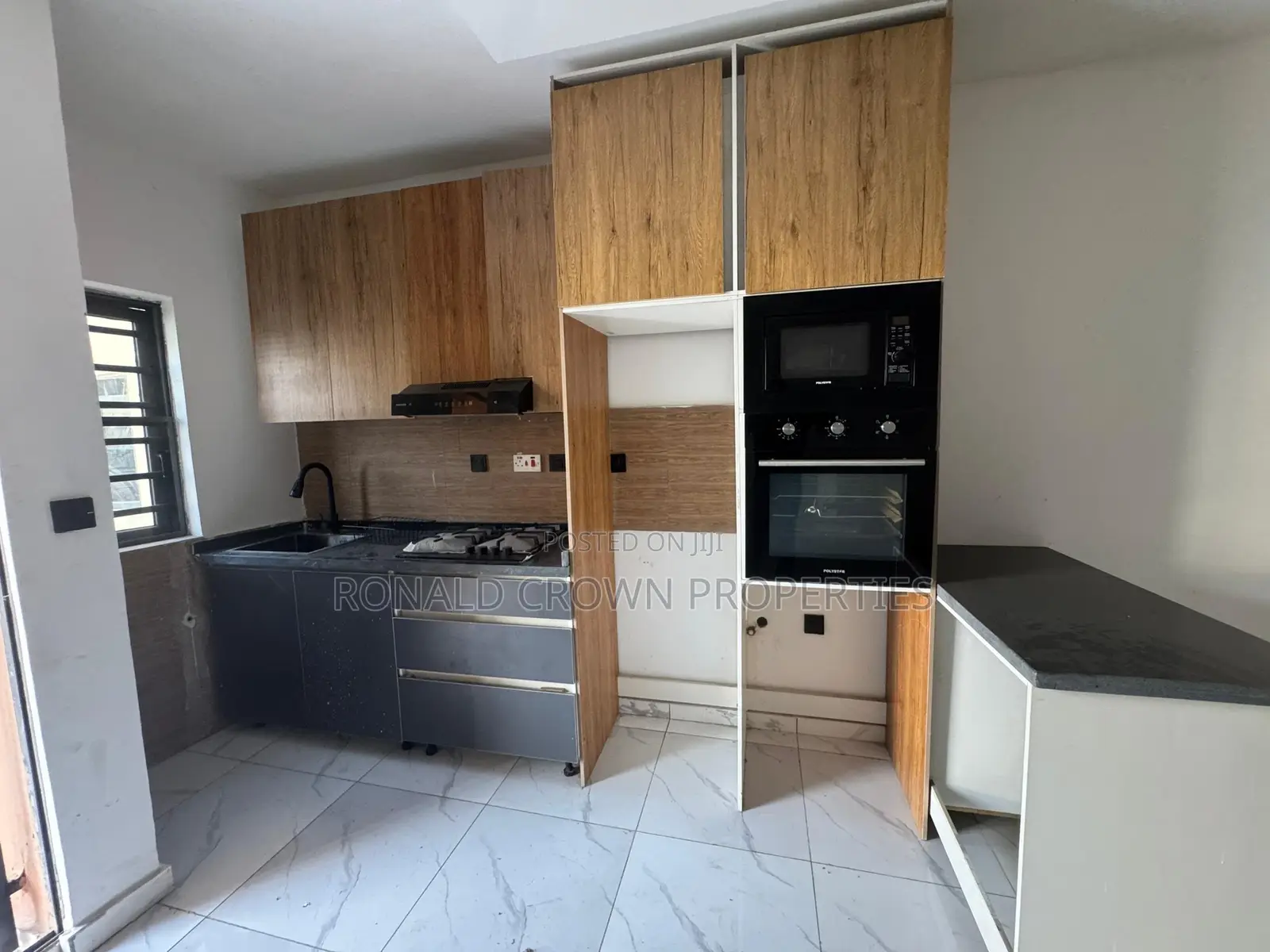 2bdrm Apartment in Ogba GRA for sale in Ogba GRA