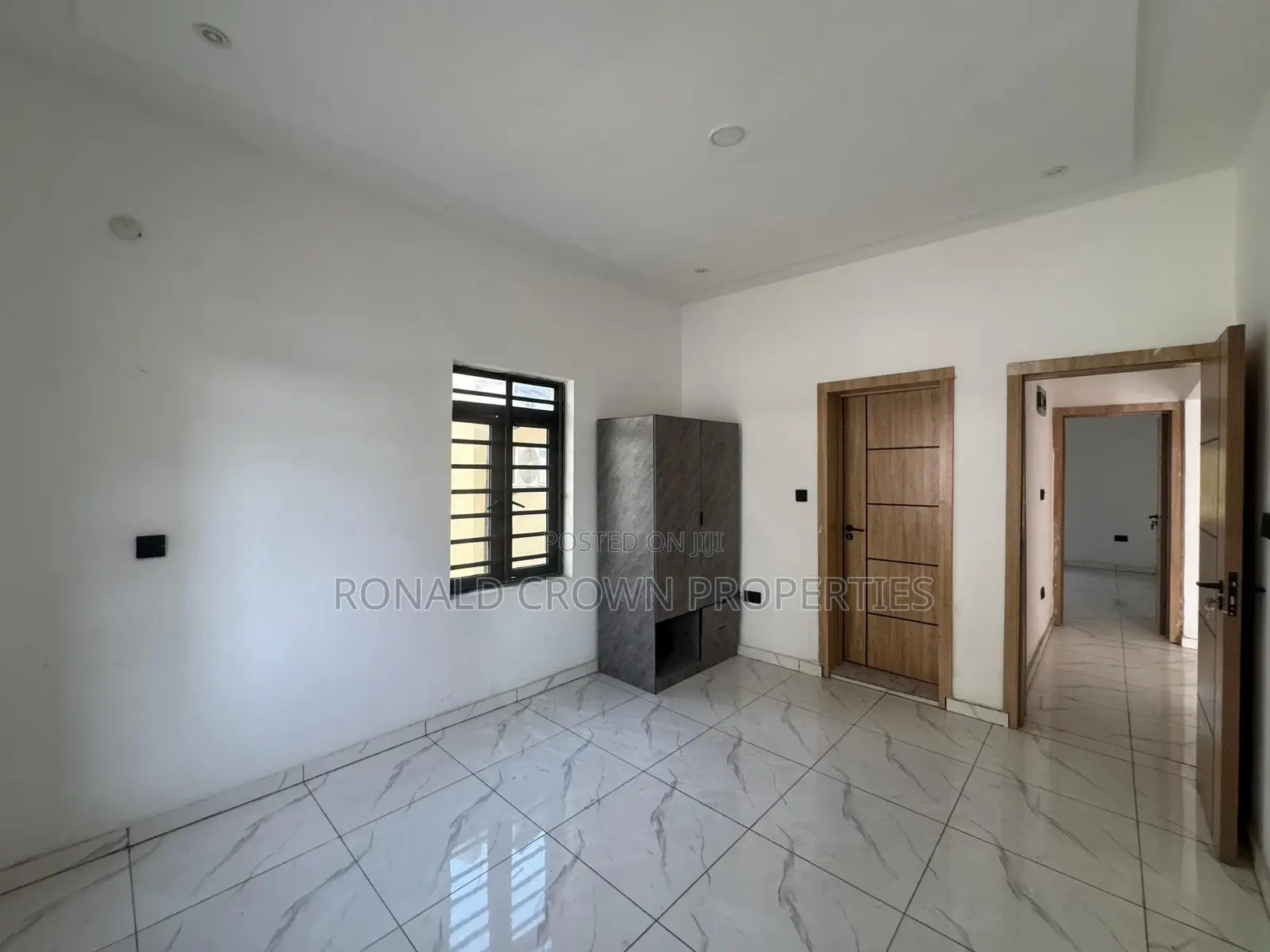 2bdrm Apartment in Ogba GRA for sale in Ogba GRA