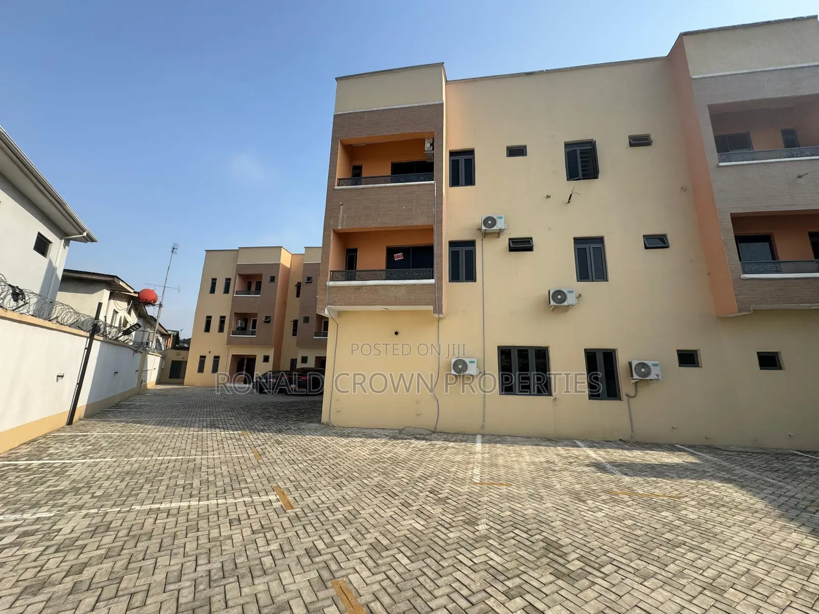 2bdrm Apartment in Ogba GRA for sale in Ogba GRA
