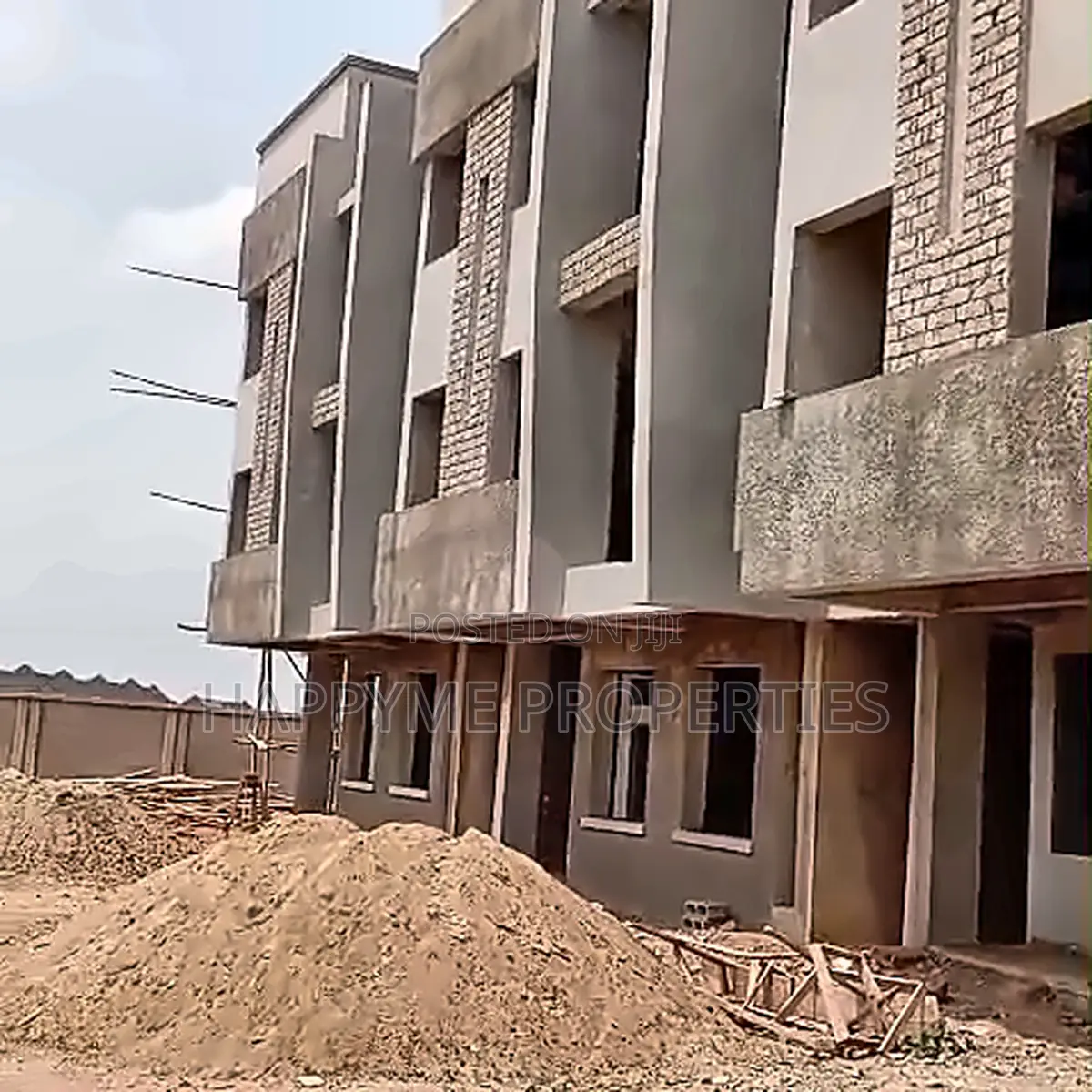 4bdrm Duplex in Guzape District for Sale in Guzape District