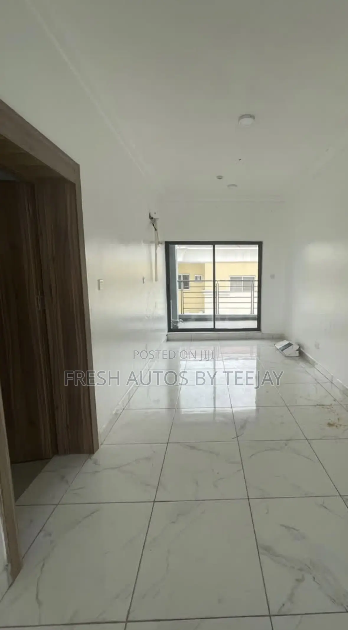 4bdrm Duplex in Lekki Phase1 Estate for sale in Lekki Phase 1