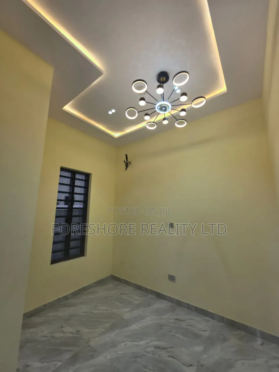 5bdrm Duplex in Omole Phase 2 for rent in Omole Phase 2