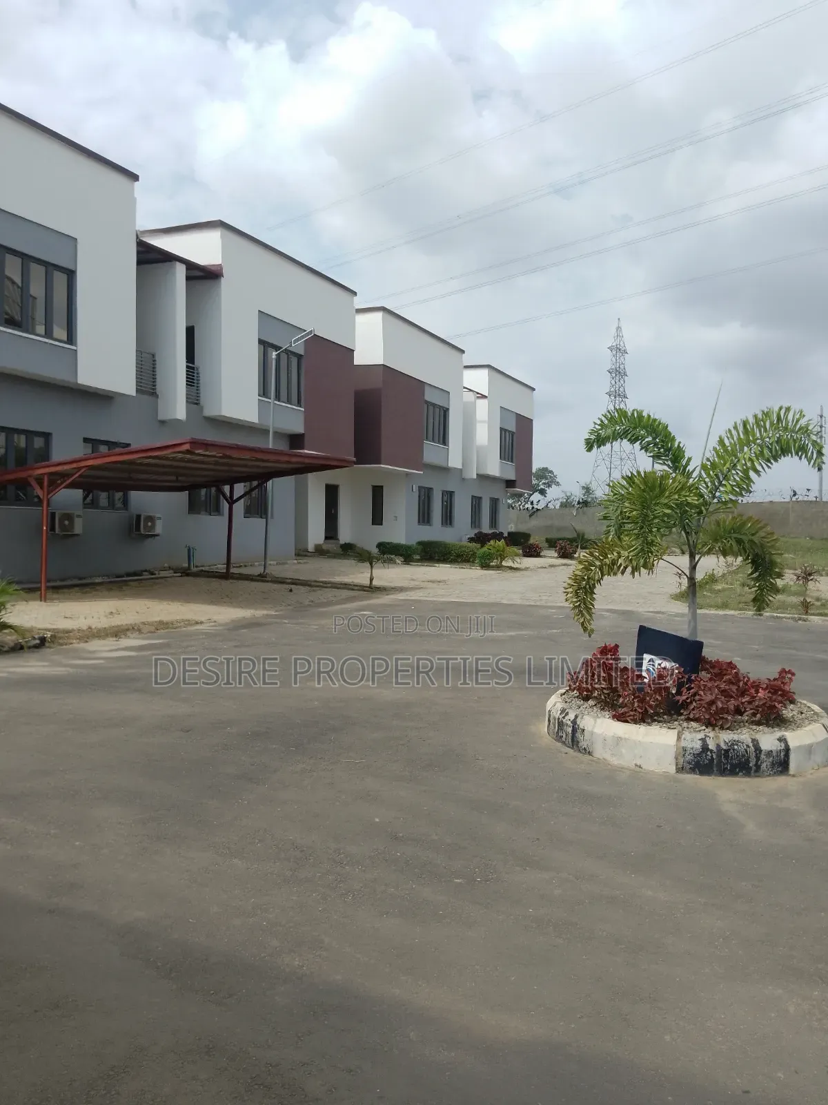 3bdrm Townhouse/Terrace in Fha Homes for sale in FHA