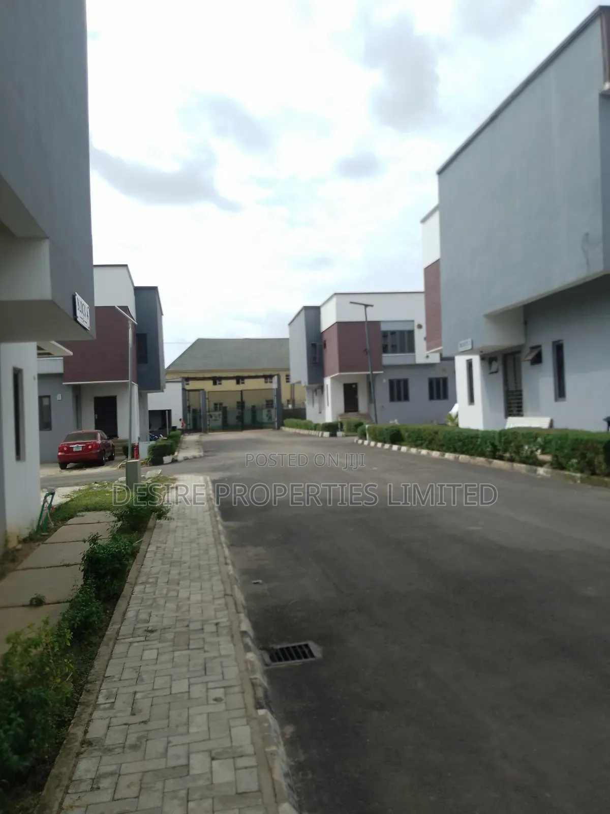 3bdrm Townhouse/Terrace in Fha Homes for sale in FHA