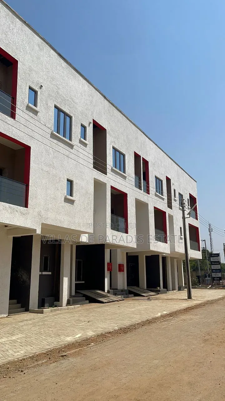 3bdrm Maisonette in Villas De Paradis, Gudu for sale in Gudu
