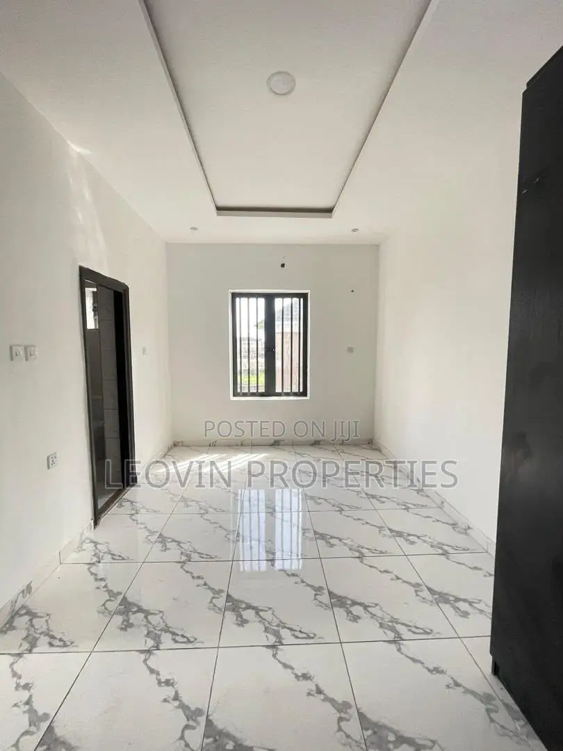 1bdrm Apartment in Abraham Adesanya Estate for sale in Abraham Adesanya Estate