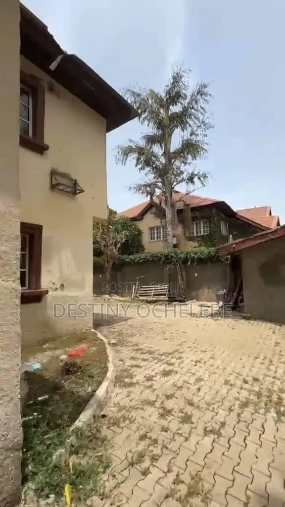 5bdrm Duplex in Gwarinpa for sale in Gwarinpa