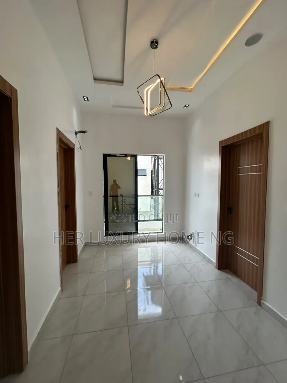 1bdrm Shared Apartment in Ikota Villa Estate for rent in Ikota