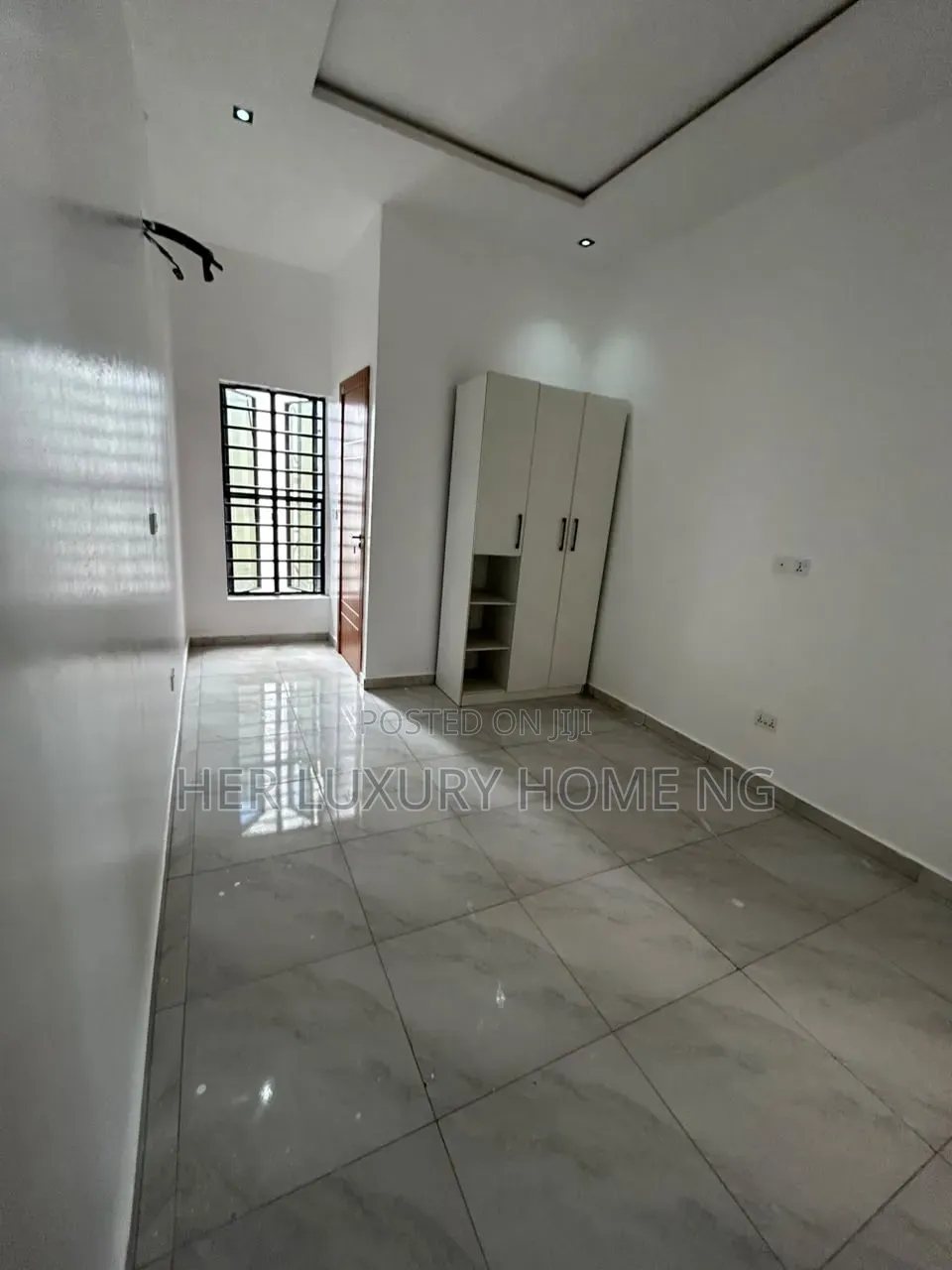 1bdrm Shared Apartment in Ikota Villa Estate for rent in Ikota