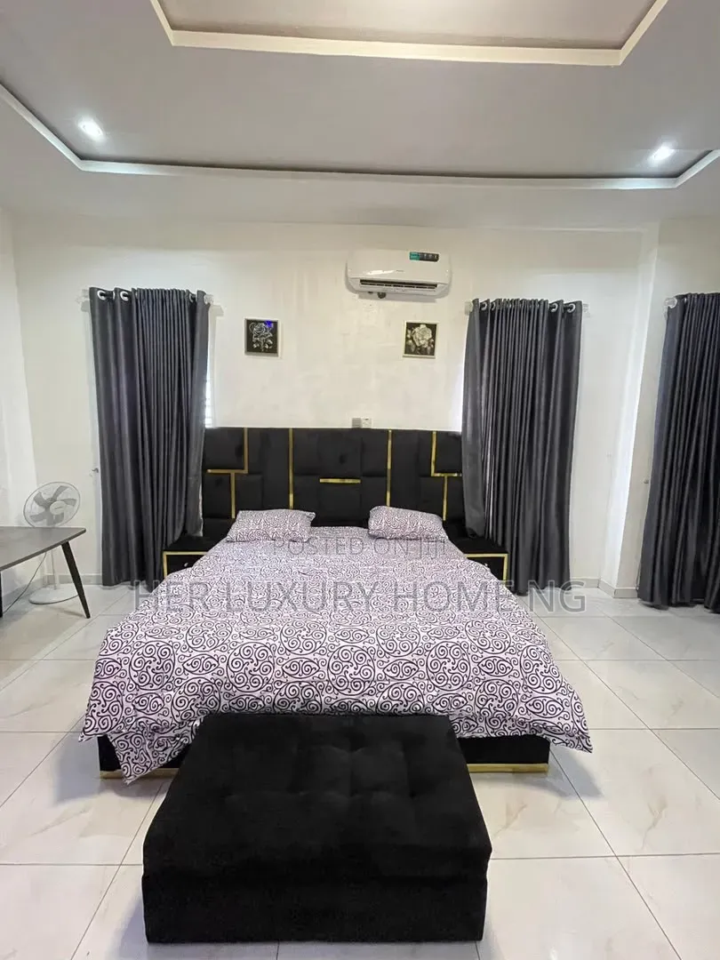 1bdrm Shared Apartment in Ikota Villa Estate for rent in Ikota