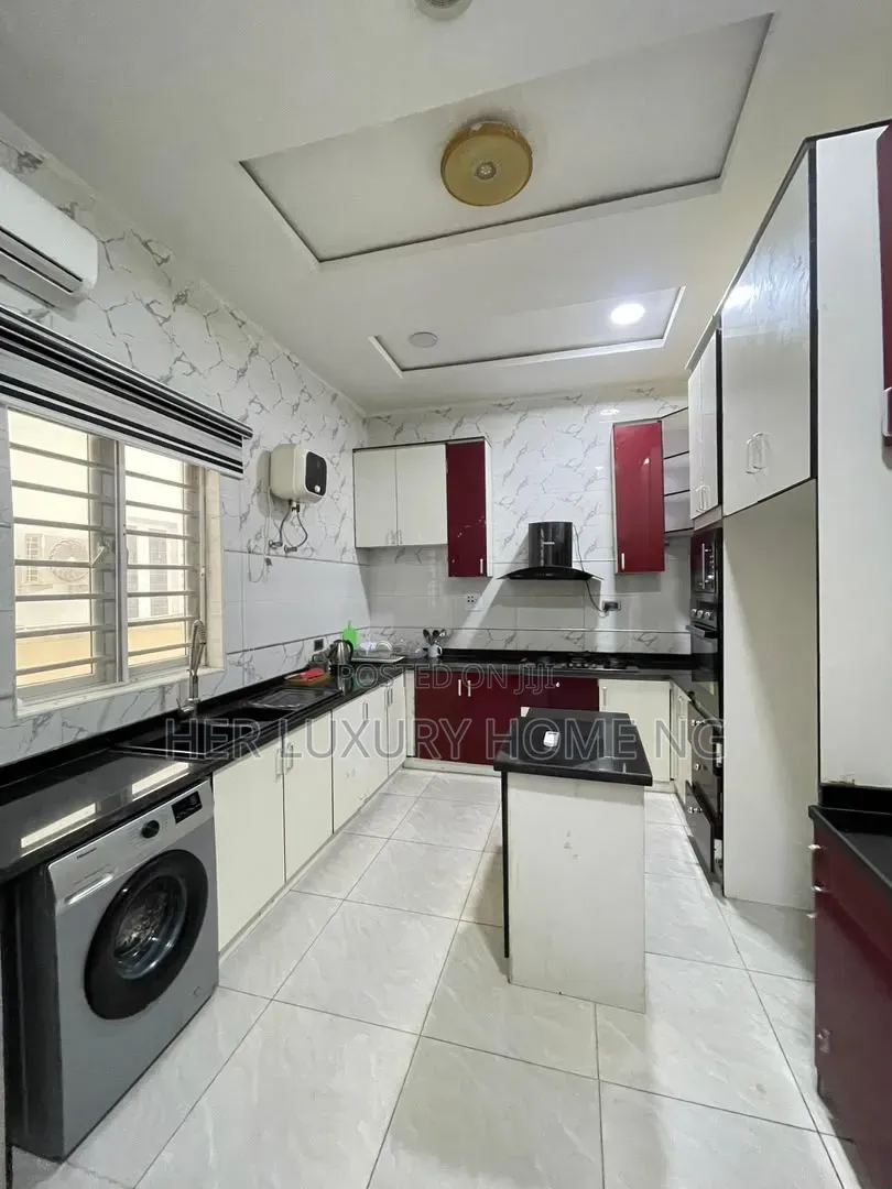 1bdrm Shared Apartment in Ikota Villa Estate for rent in Ikota