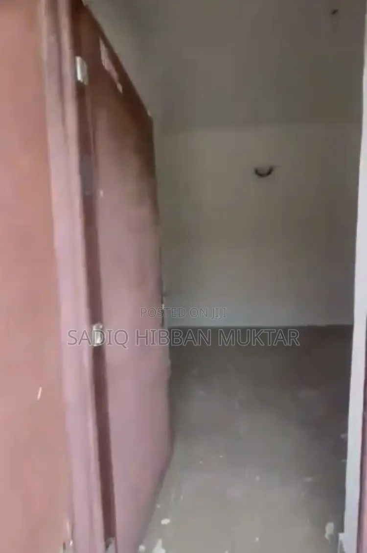 1bdrm Room & Parlour in Apo District for rent in Apo District