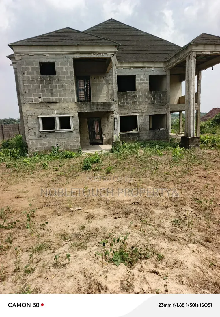 5bdrm Duplex in Opposite Favour for sale in Epe