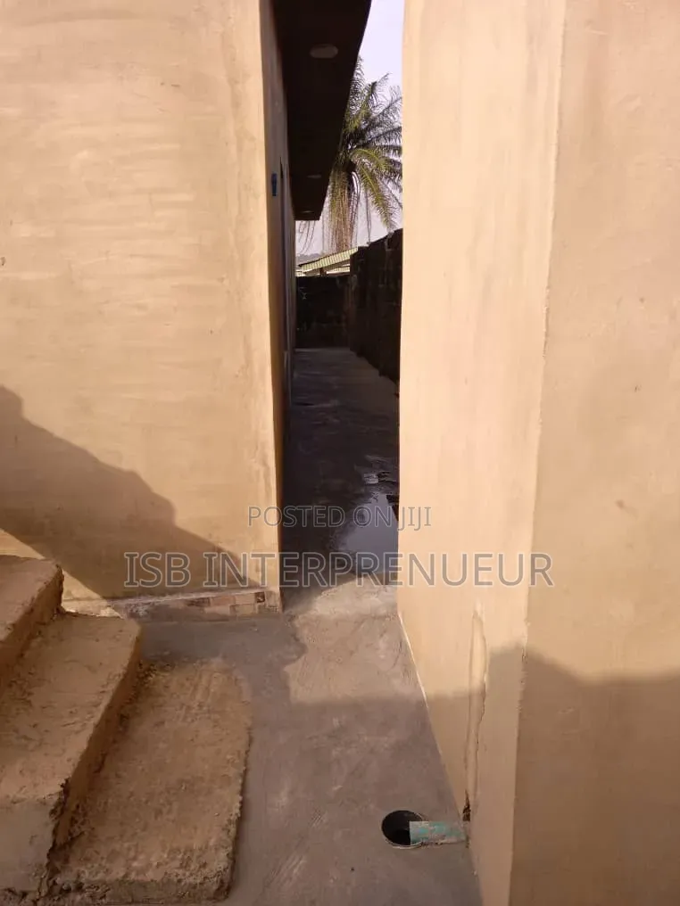 Furnished 3bdrm Duplex in Akaku, Ibadan for sale in Ibadan