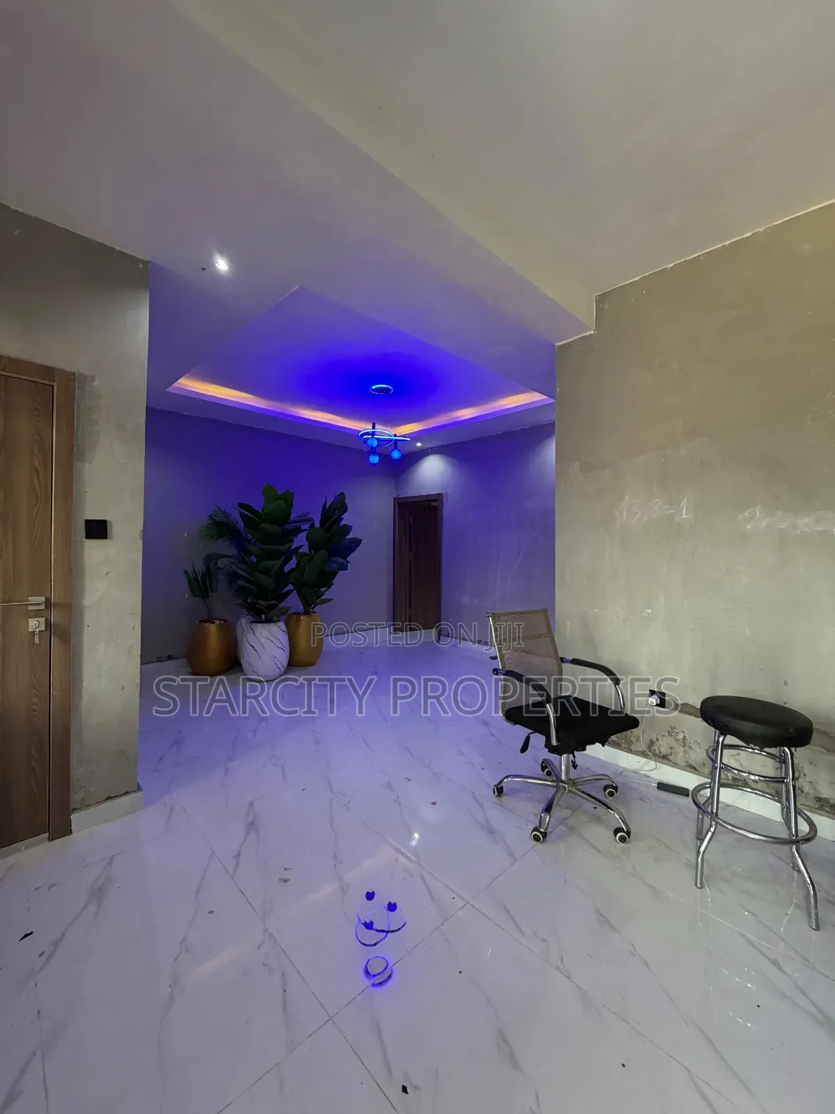 Furnished 3bdrm Townhouse/Terrace in Secured Estate for sale in Abraham Adesanya Estate