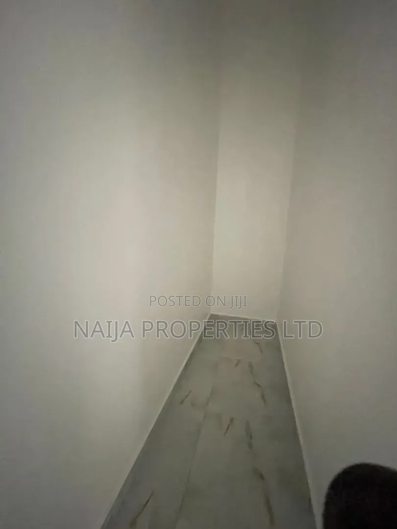 3bdrm Townhouse / Terrace in Lekki Phase 1 for rent in Lekki Phase 1